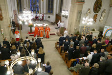 Firmung 2017 in Naumburg (Foto: Karl-Franz Thiede)